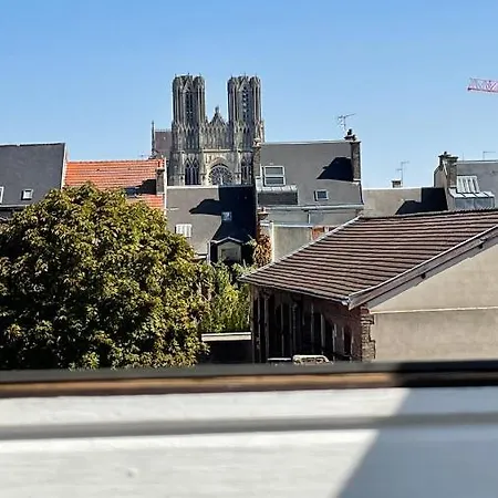 Le Cosy Marnais, Centre Ville, Vue Cathedrale Reims Exterior photo